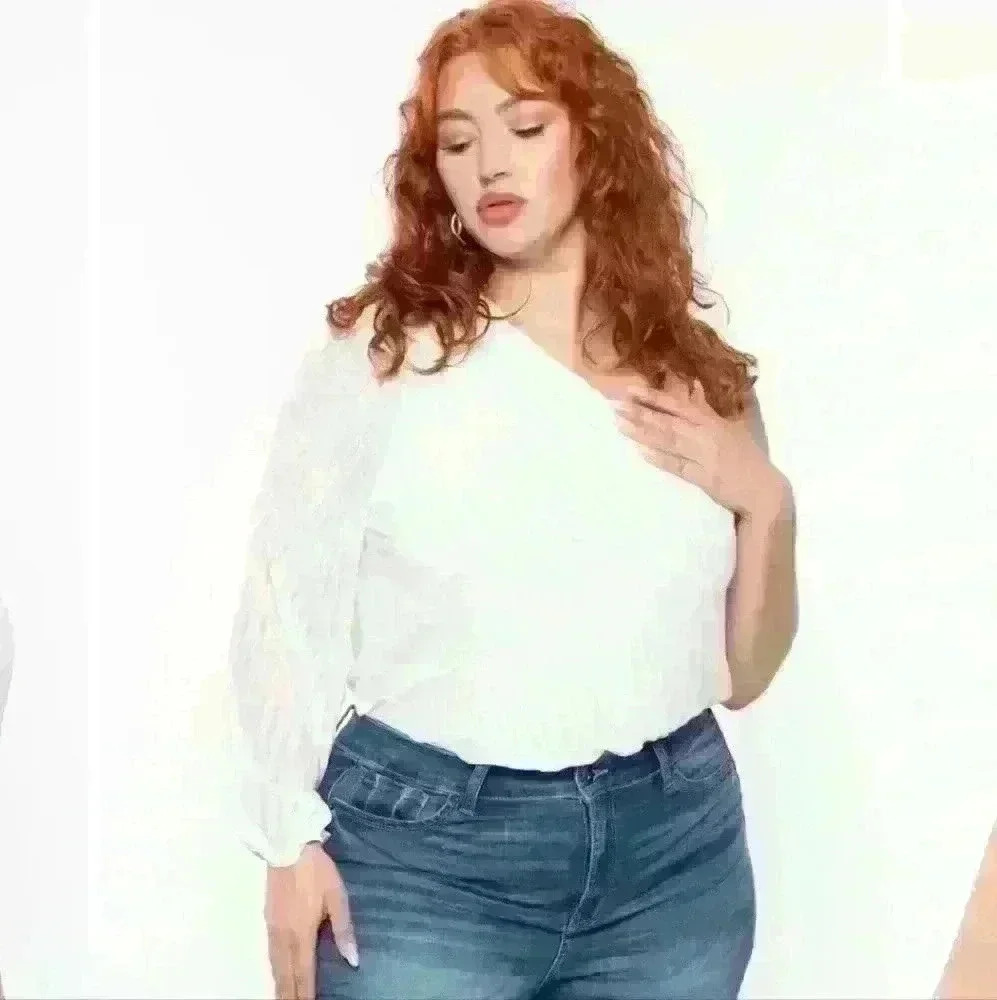 BODYSUIT - WHITE SIZE 3X  NWOT